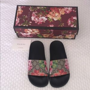 Gucci GG Blooms Supreme Slide Sandal